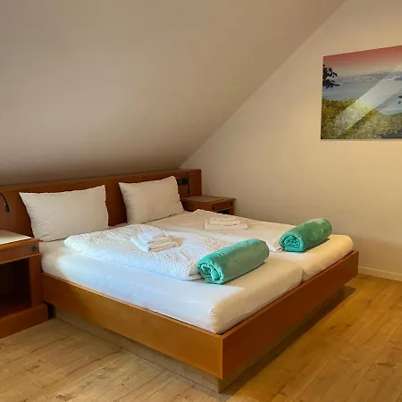 Otel Ferien & Business Hohenfels